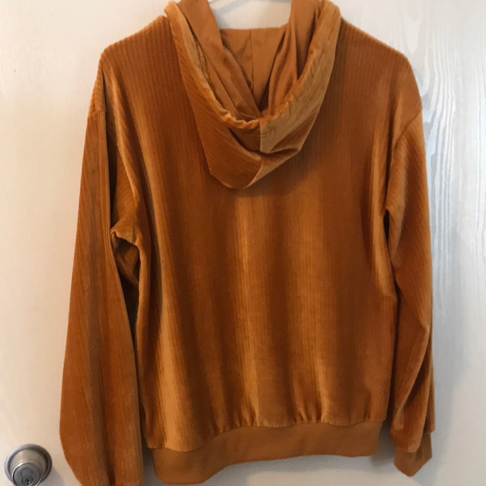 Cropped sweatshirt